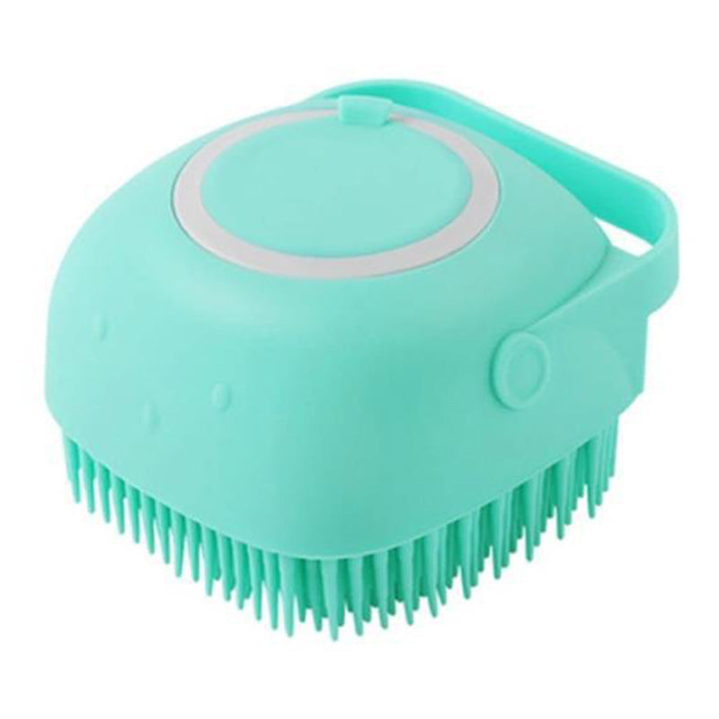 Make pet baths easier with this 2-in-1 silicone brush. Gently cleans, massages, and dispenses shampoo – perfect for sensitive dogs and cats.